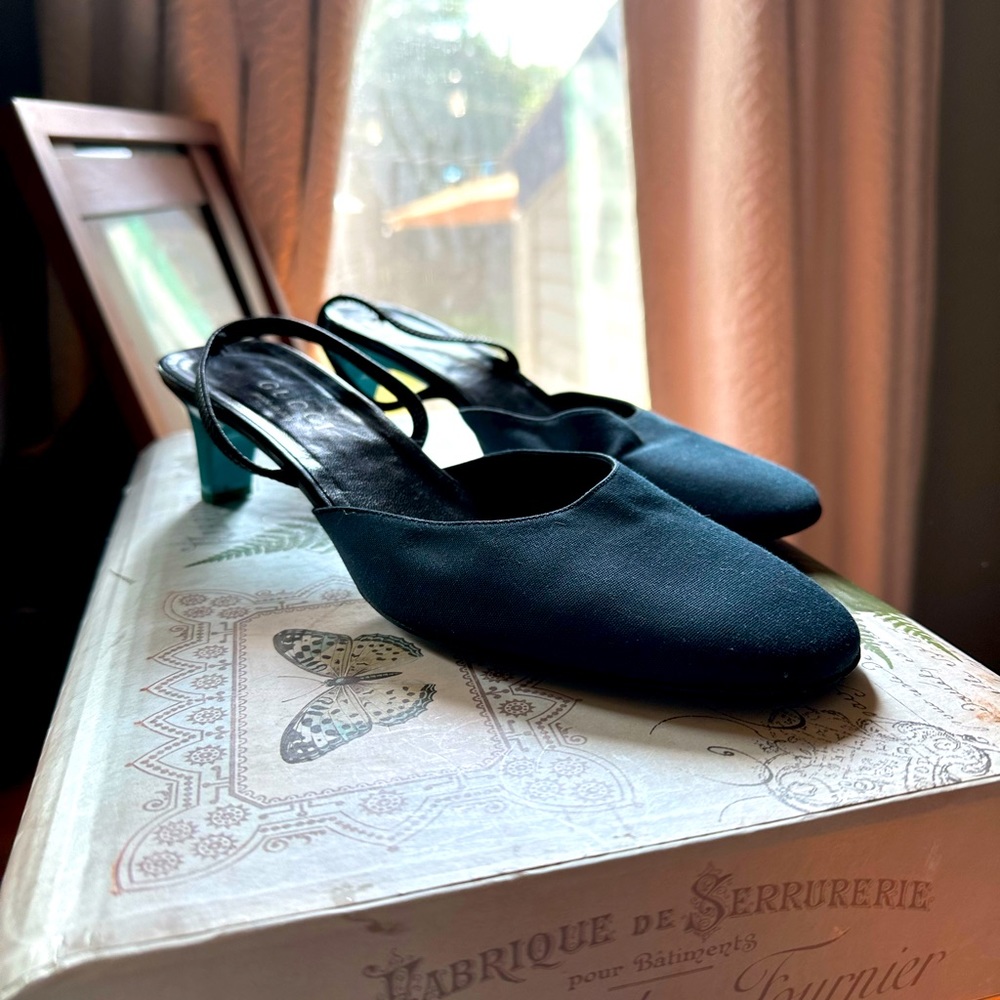 Gucci Navy Blue Sling Backs